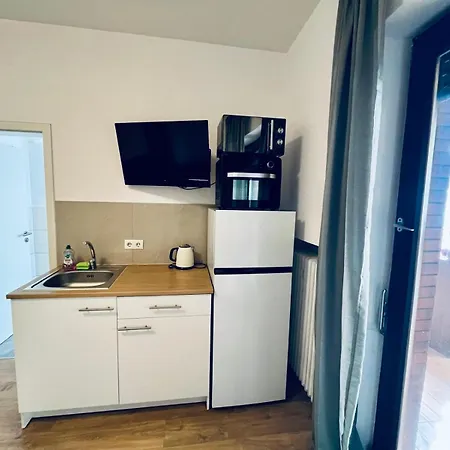 Am Museum Apartment *