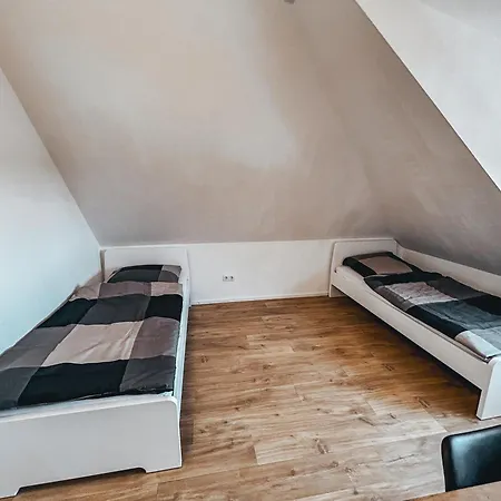 Am Museum Apartment *